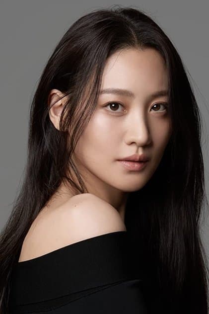Actor Claudia Kim