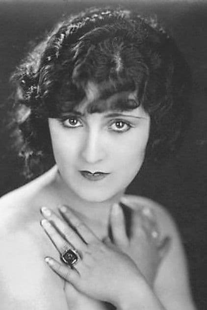 Actor Virginia Brown Faire