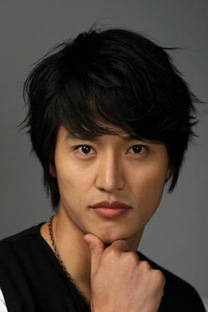 Actor Choi Hyun-ho