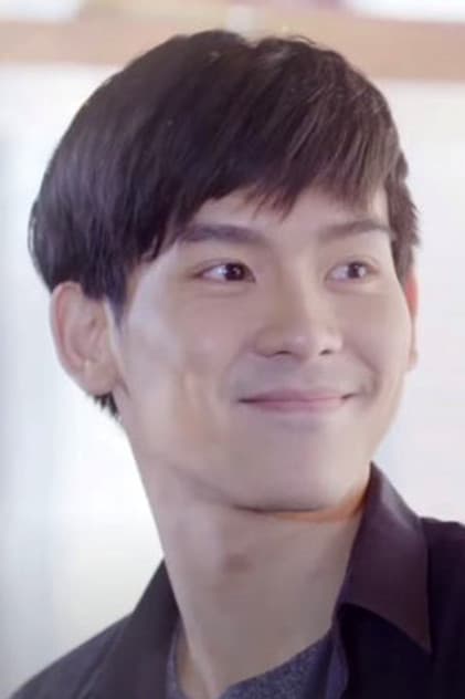 Actor Nutsarud Taporntongsuti