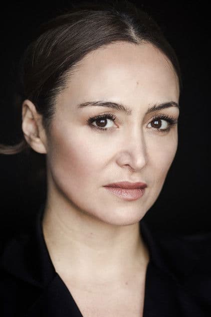 Actor Funda Rosenland