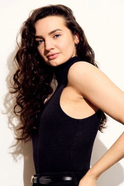 Actor Isabella Olivas