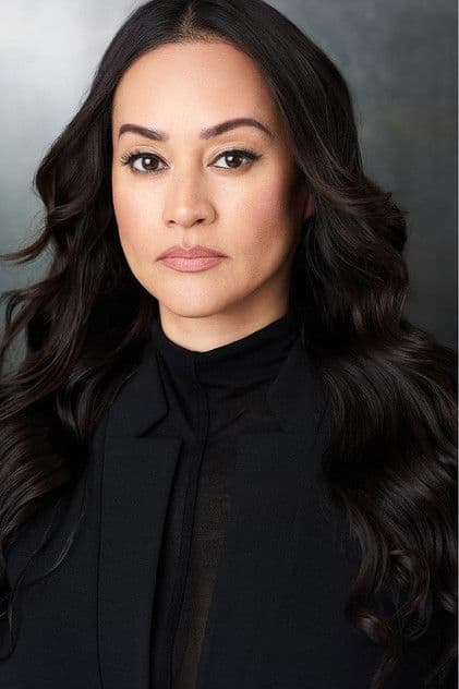 Actor Samantha Esteban