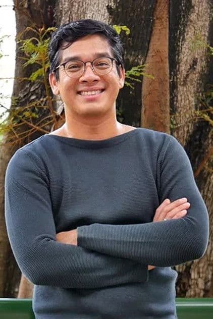 Actor Bernard Chauly