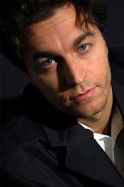 Actor Paolo Salvadeo