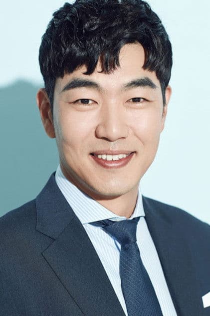 Actor Lee Jong-hyuk