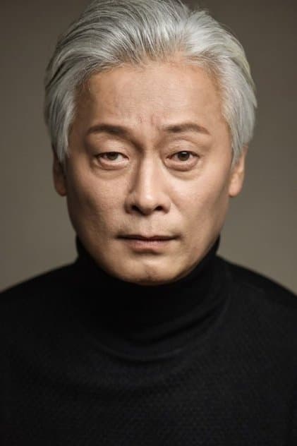 Actor Lee Hwang-eui