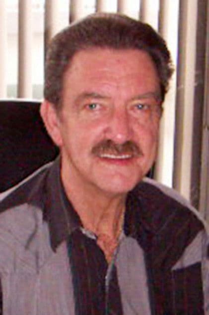 Actor Jim South