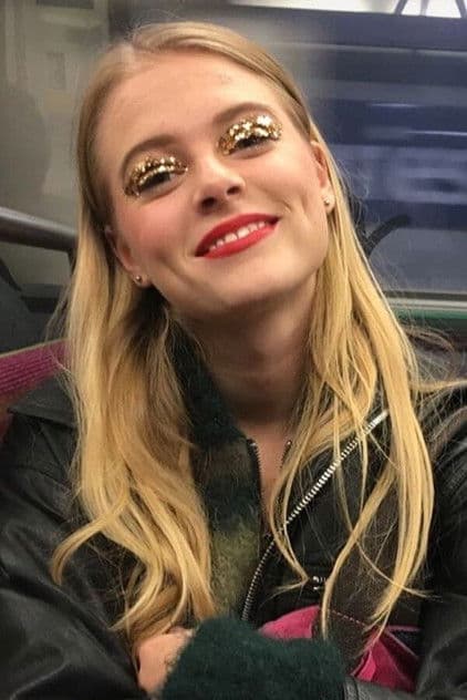 Actor Eva Niewdanski