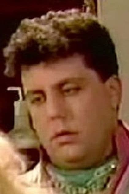 Actor Jeffrey Wallach