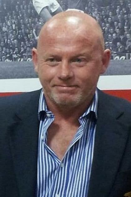 Actor Perry Groves