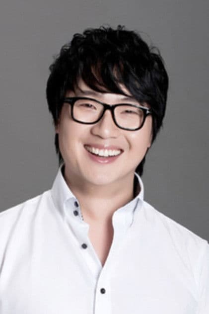 Actor Hong Bum-ki