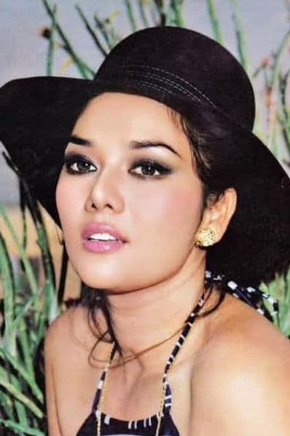 Actor Piathip Kumwong