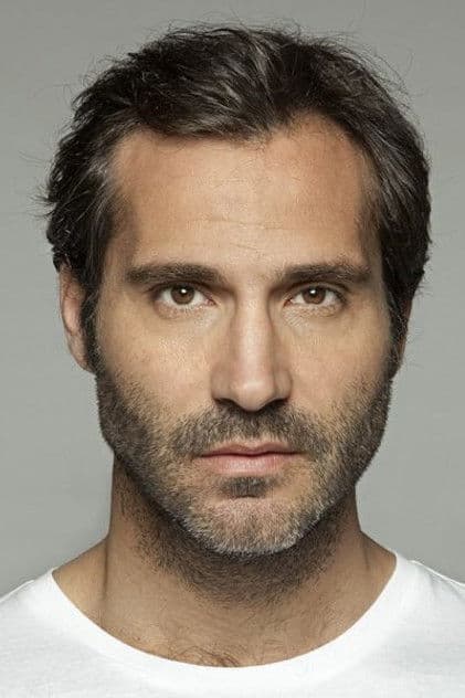 Actor Bruno Lastra