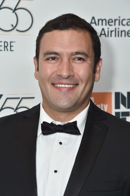Actor Raul Torres