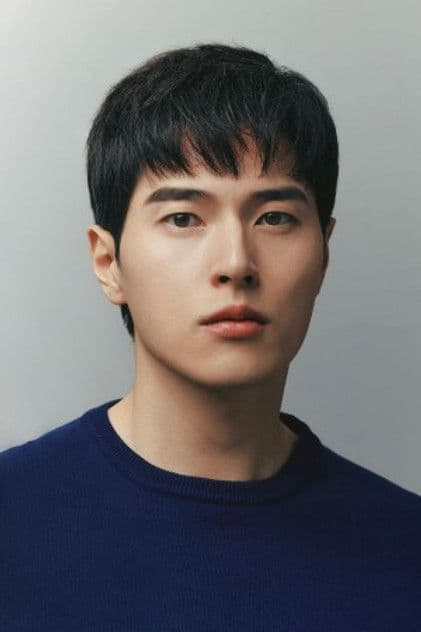 Actor Jung Jae-bin