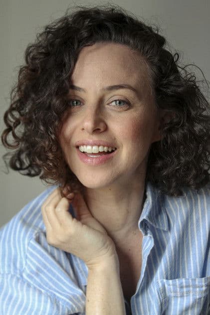 Actor Mayara Constantino