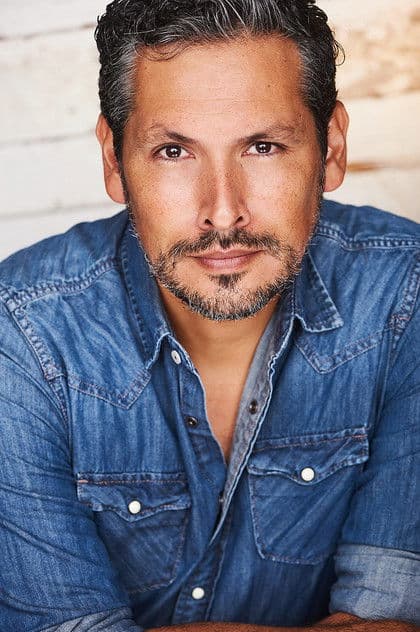 Actor Valentino del Toro