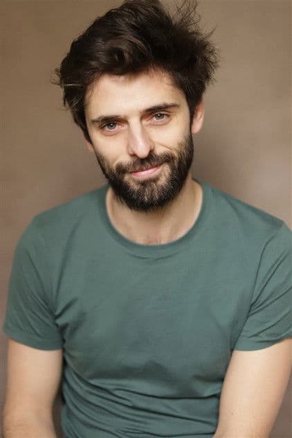 Actor Reynold de Guenyveau