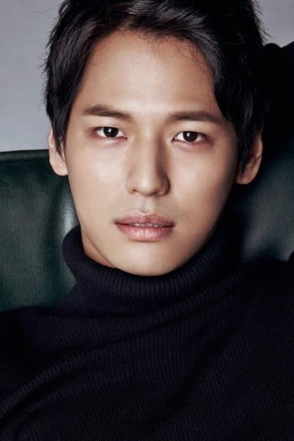 Actor Ji Il-ju