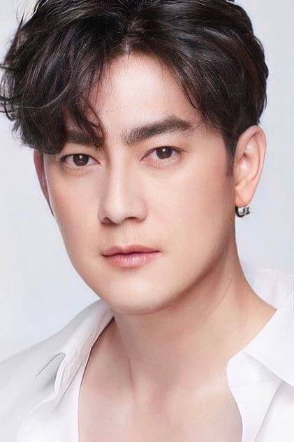 Actor Rattapoom Toekongsap