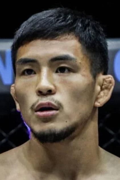 Actor Yuya Wakamatsu