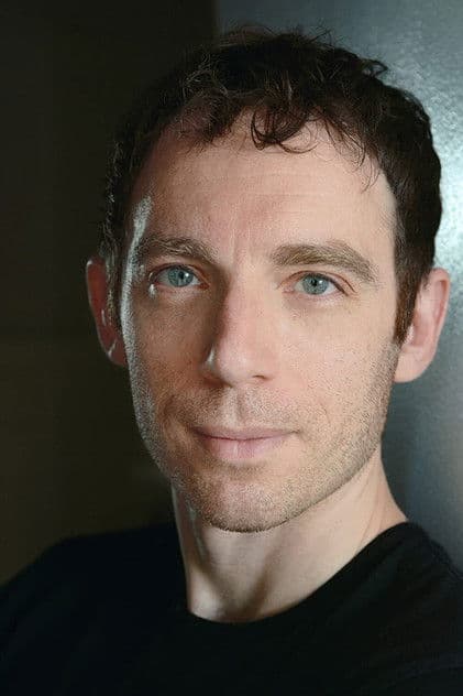 Actor Max Gordon Moore