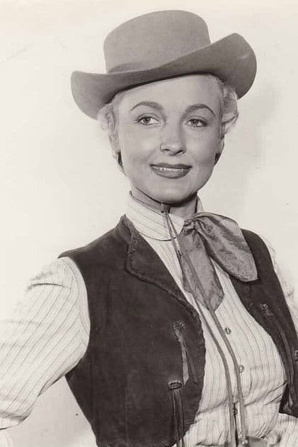 Actor Darlene Fields