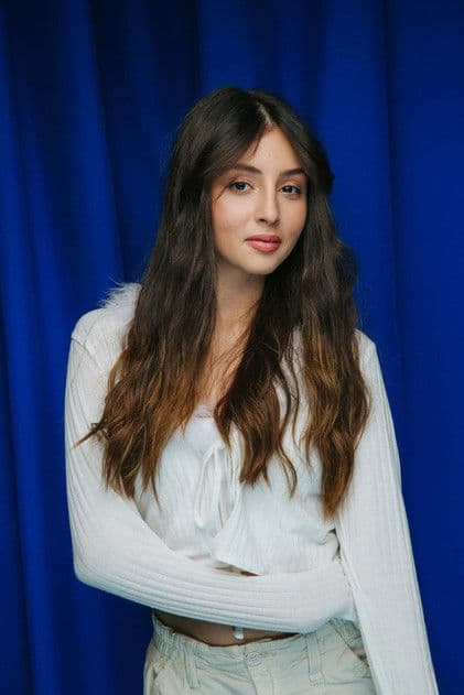 Actor Emma Alfi Aharon