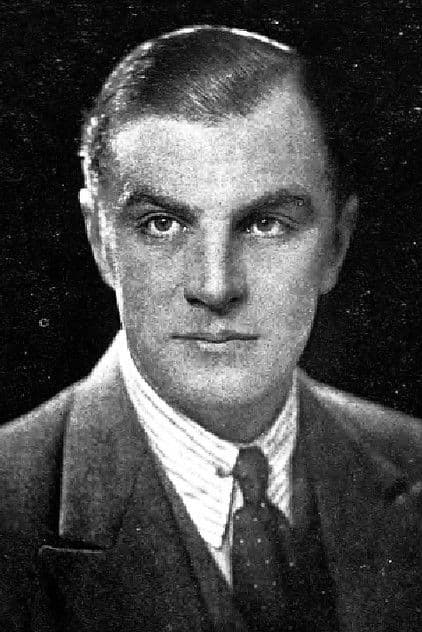 Actor Desmond Roberts