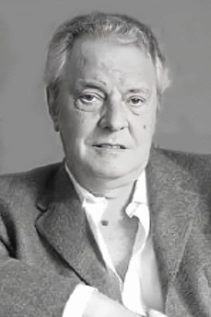 Actor Oscar Ferreiro