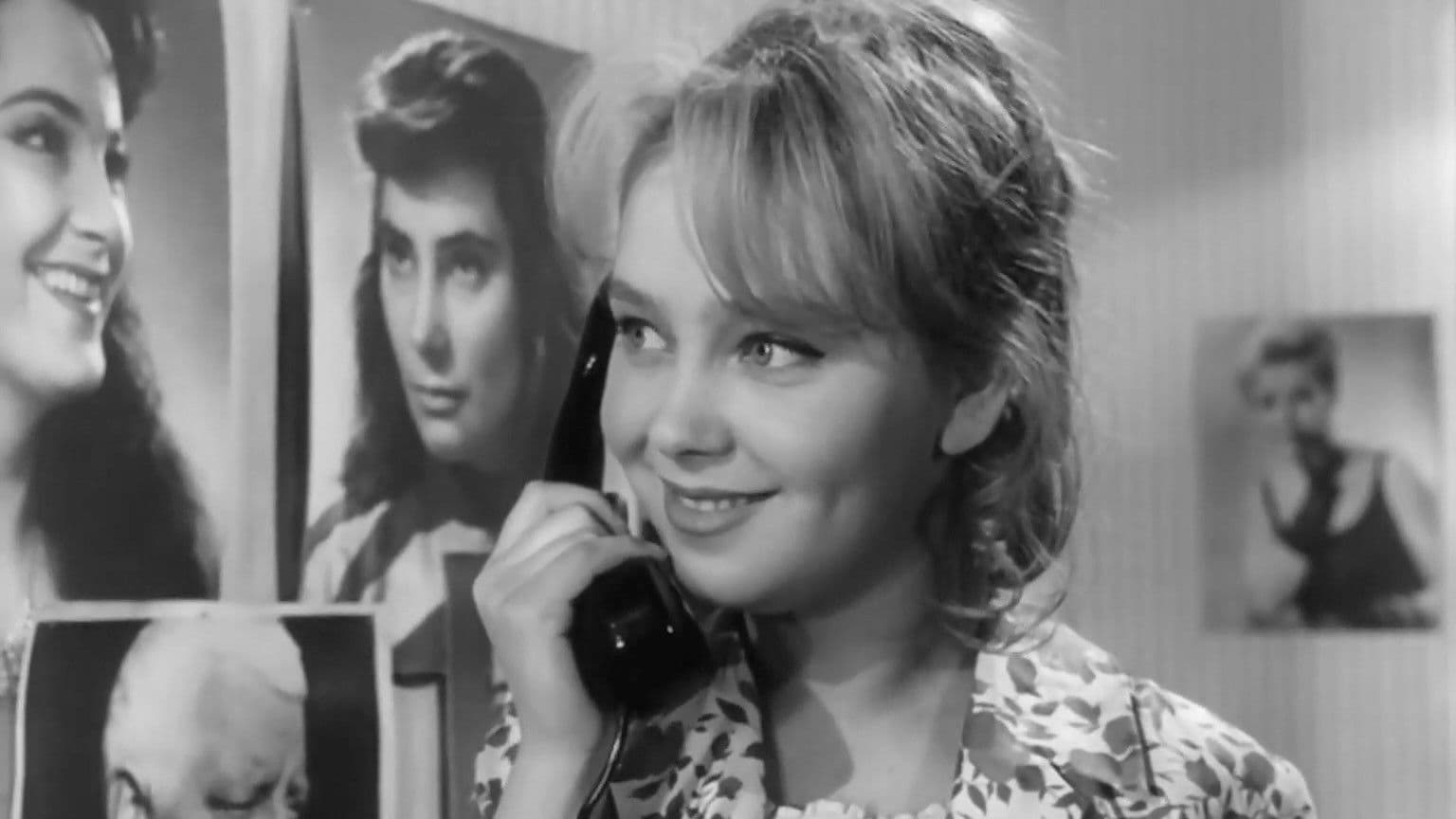 Poster backdrop for I Don't Want to Be Filmed