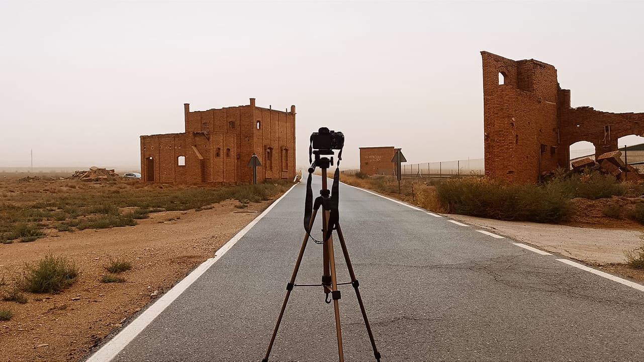 Poster backdrop for A Almería de Leone