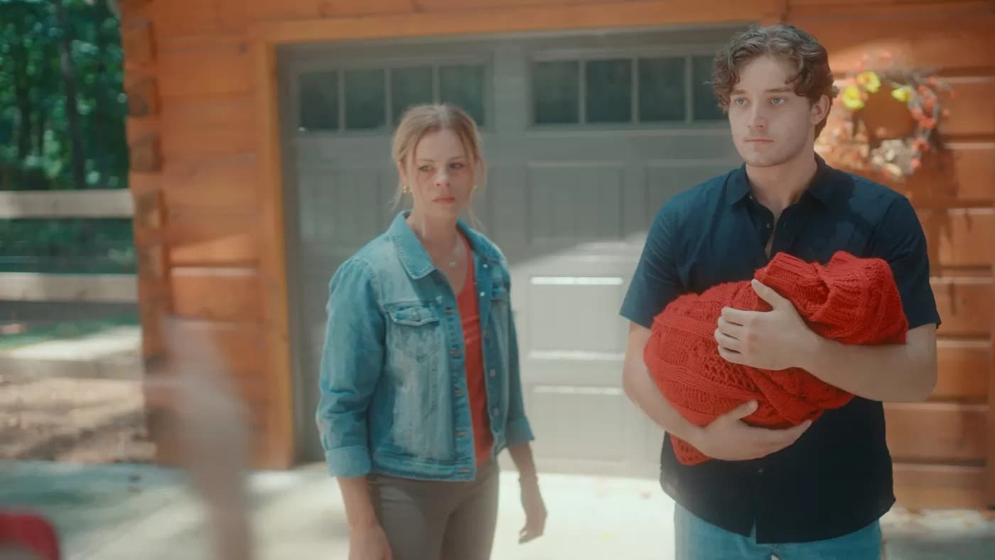 Poster backdrop for Girlfriend Missing