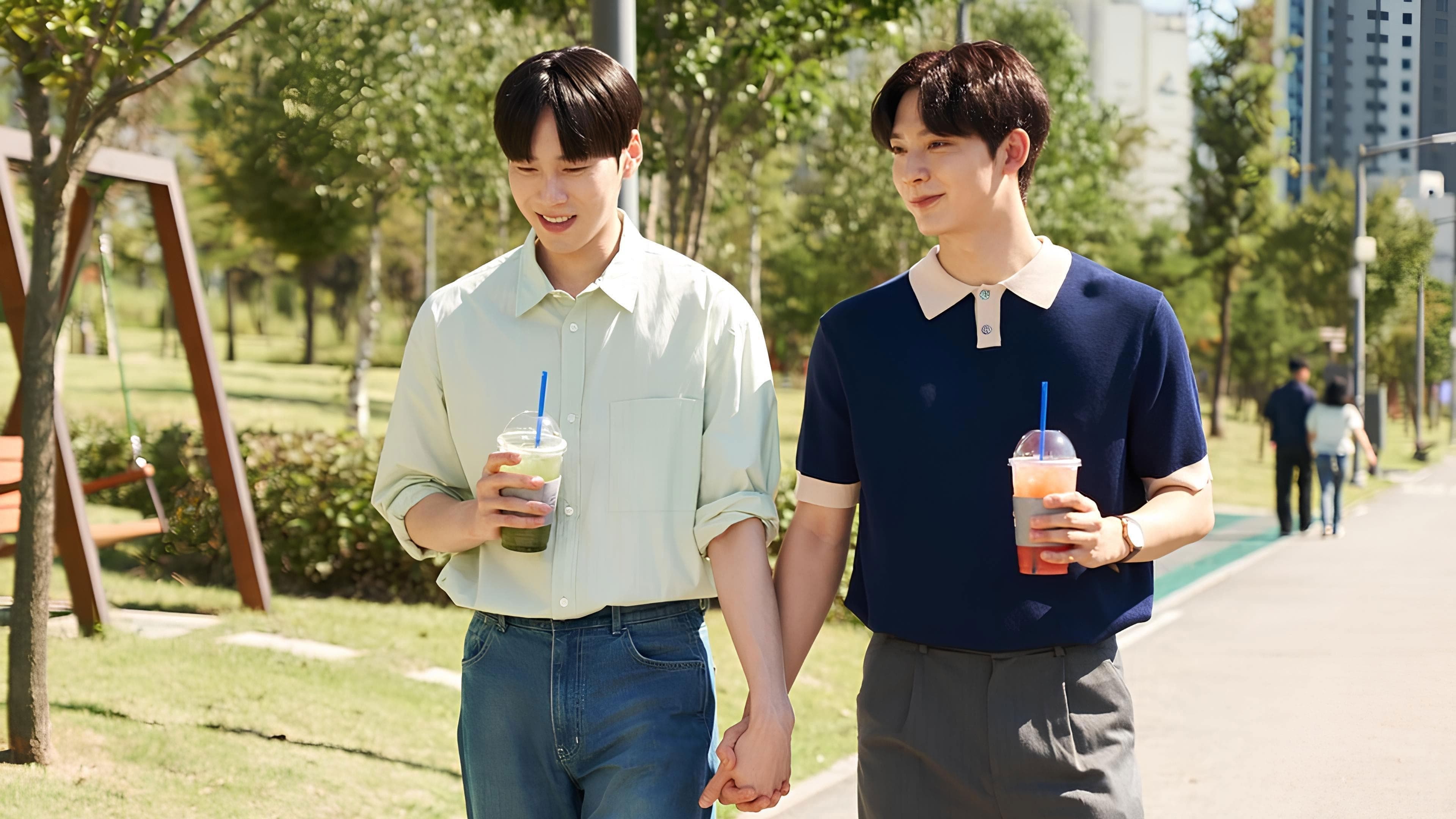 Poster backdrop for Happy Merry Ending (Movie)