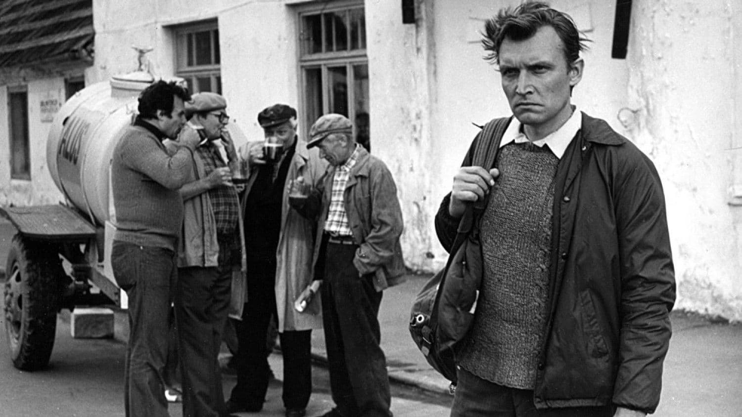 Poster backdrop for A Birdless Night