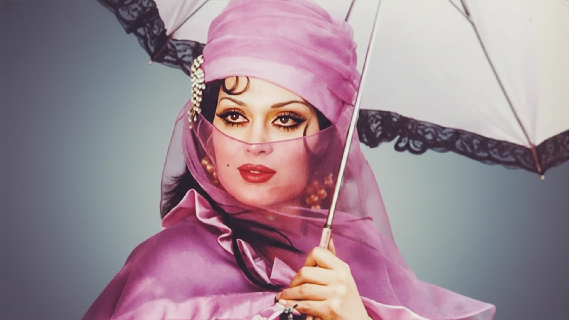 Poster backdrop for Hürmüz with Seven Husbands