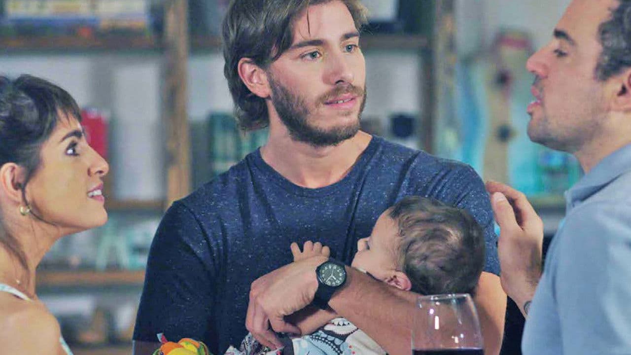 Poster backdrop for 4 Meters