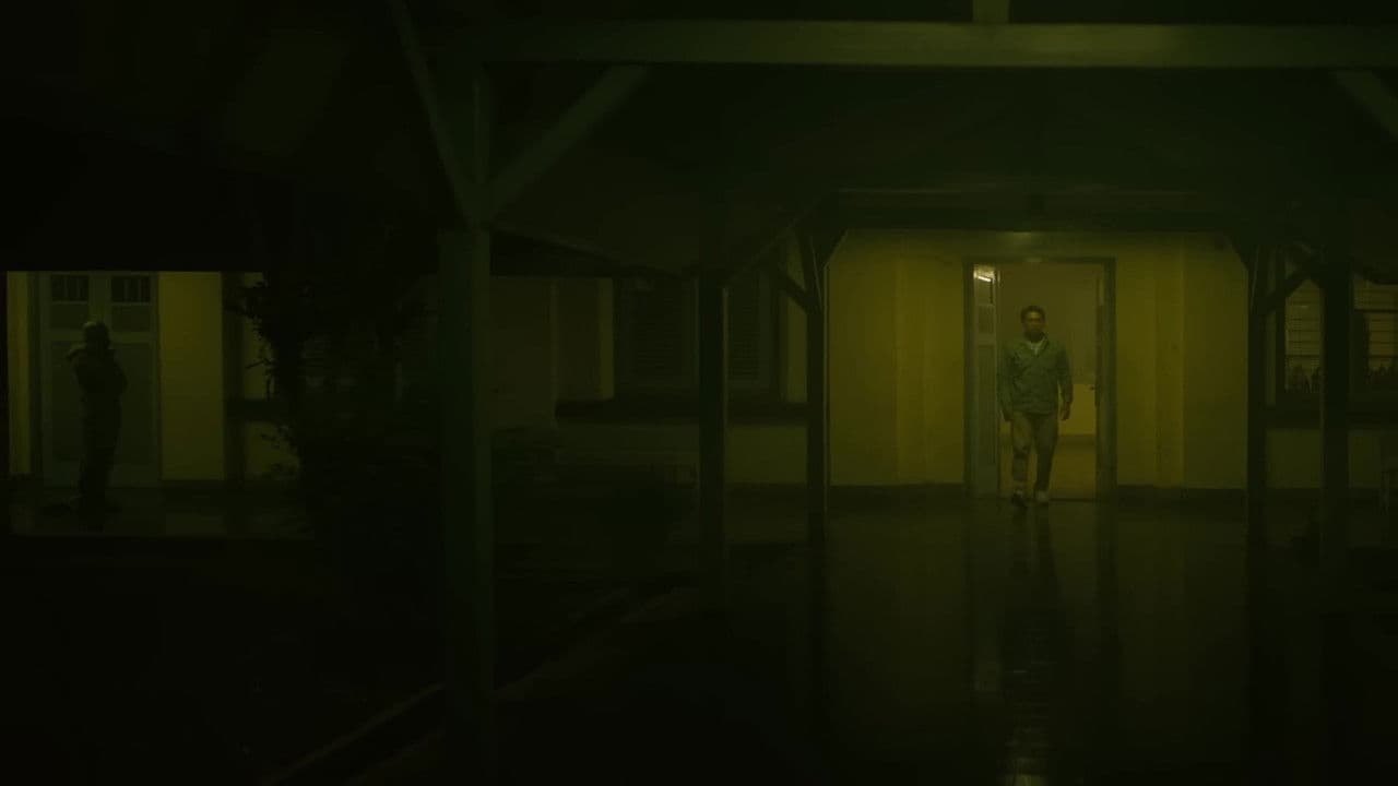 Poster backdrop for Kisah Tanah Jawa: Pocong Gundul