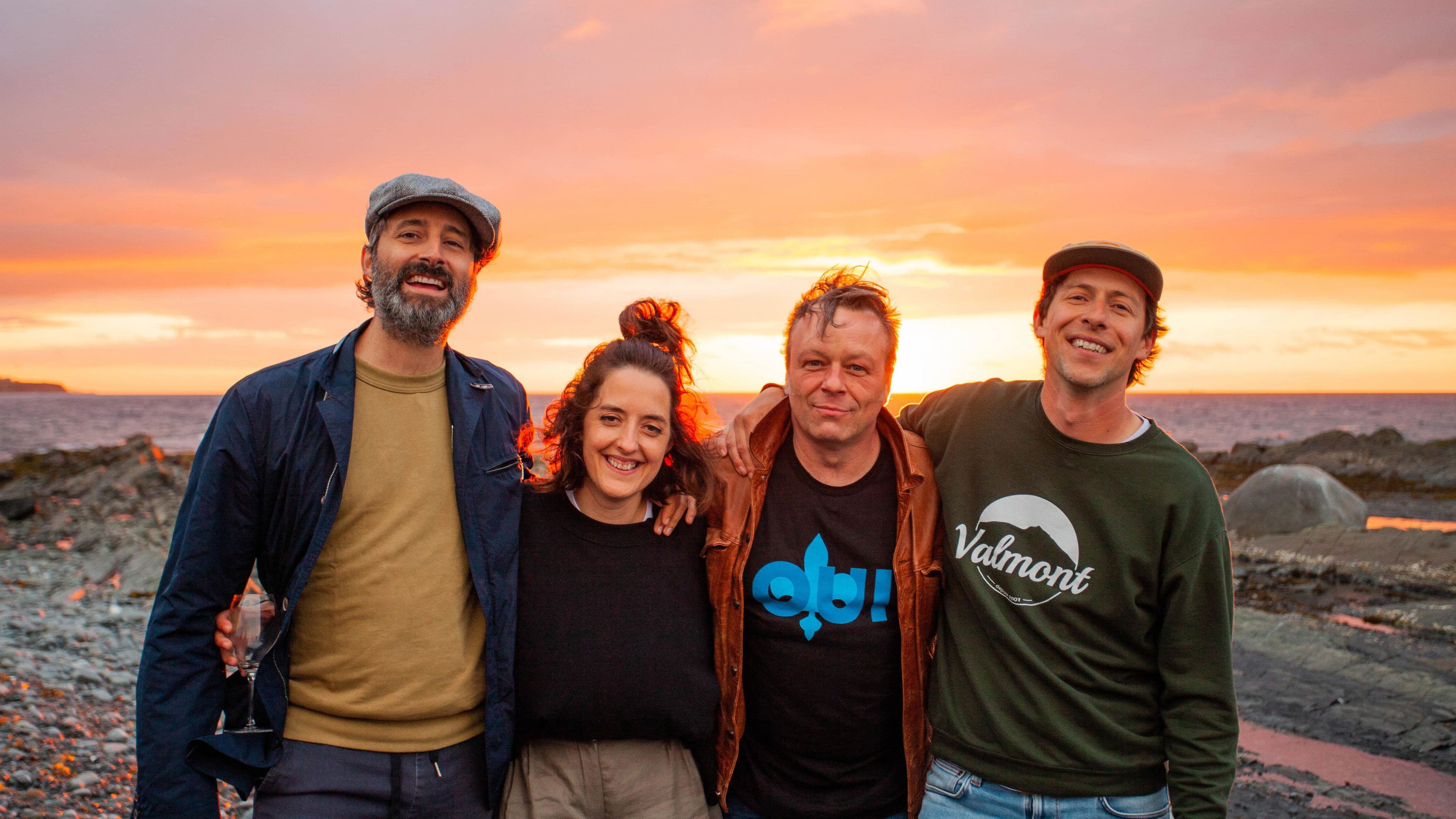 Poster backdrop for Les flots de Petite-Vallée