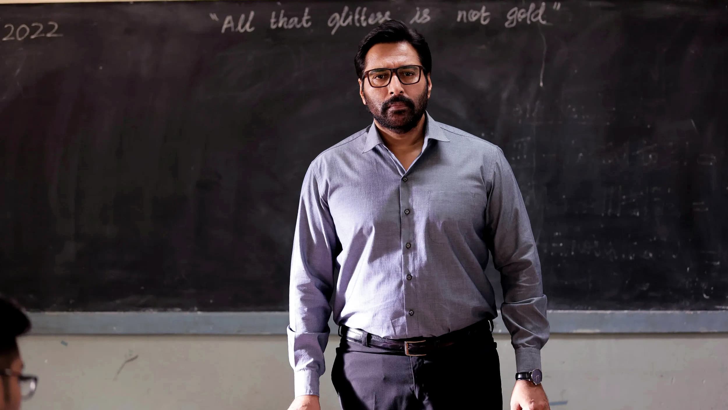 Poster backdrop for Nirangal Moondru