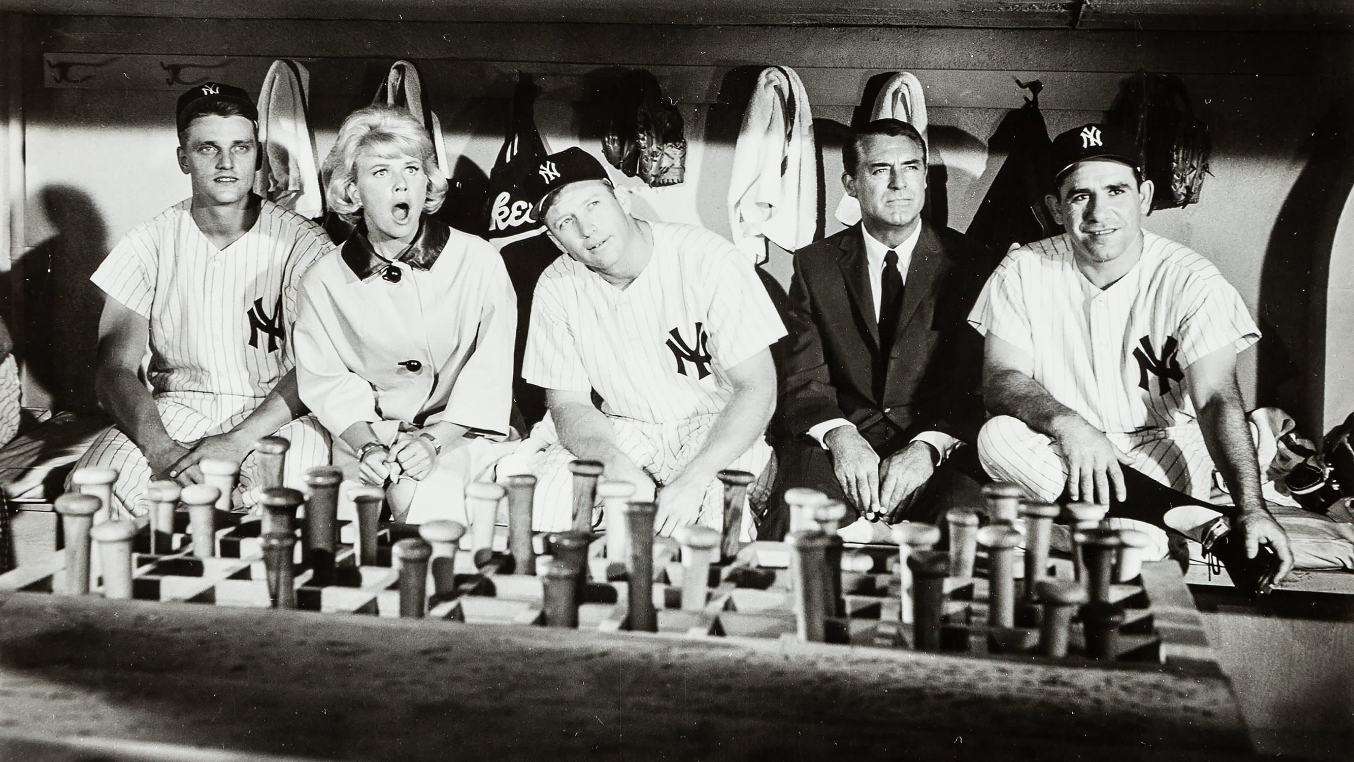 Poster backdrop for That Touch of Mink