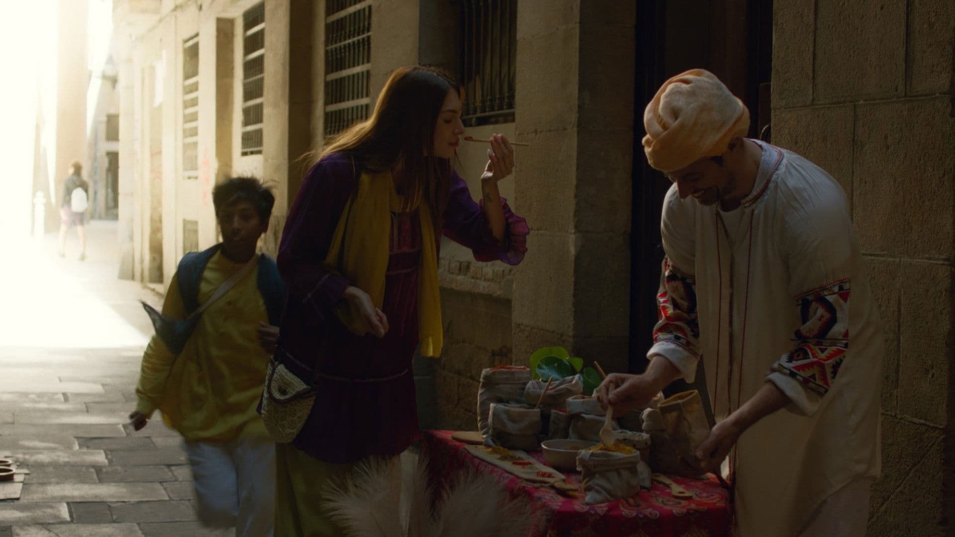 Poster backdrop for Especias