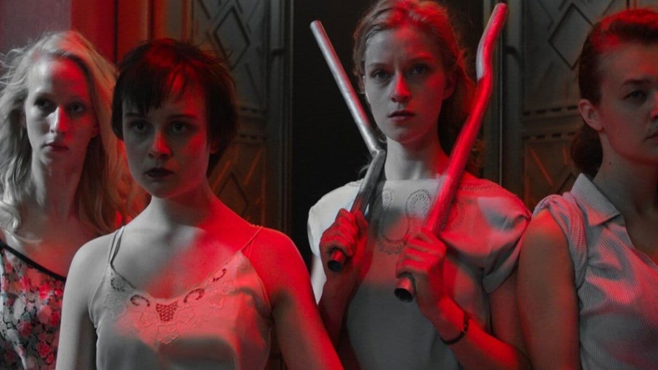 Poster backdrop for Trümmermädchen - Die Geschichte der Charlotte Schumann