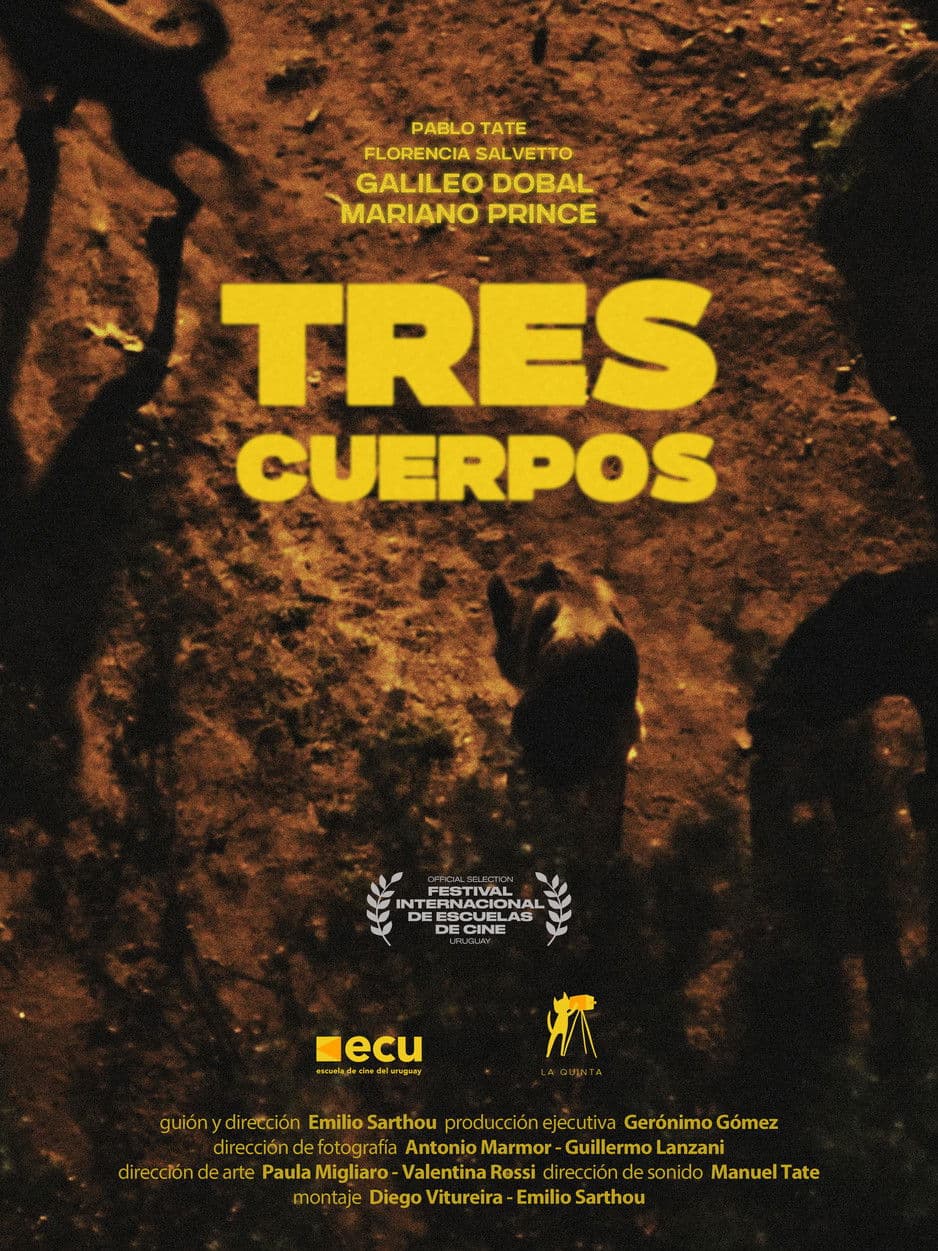 Poster backdrop for Tres Cuerpos