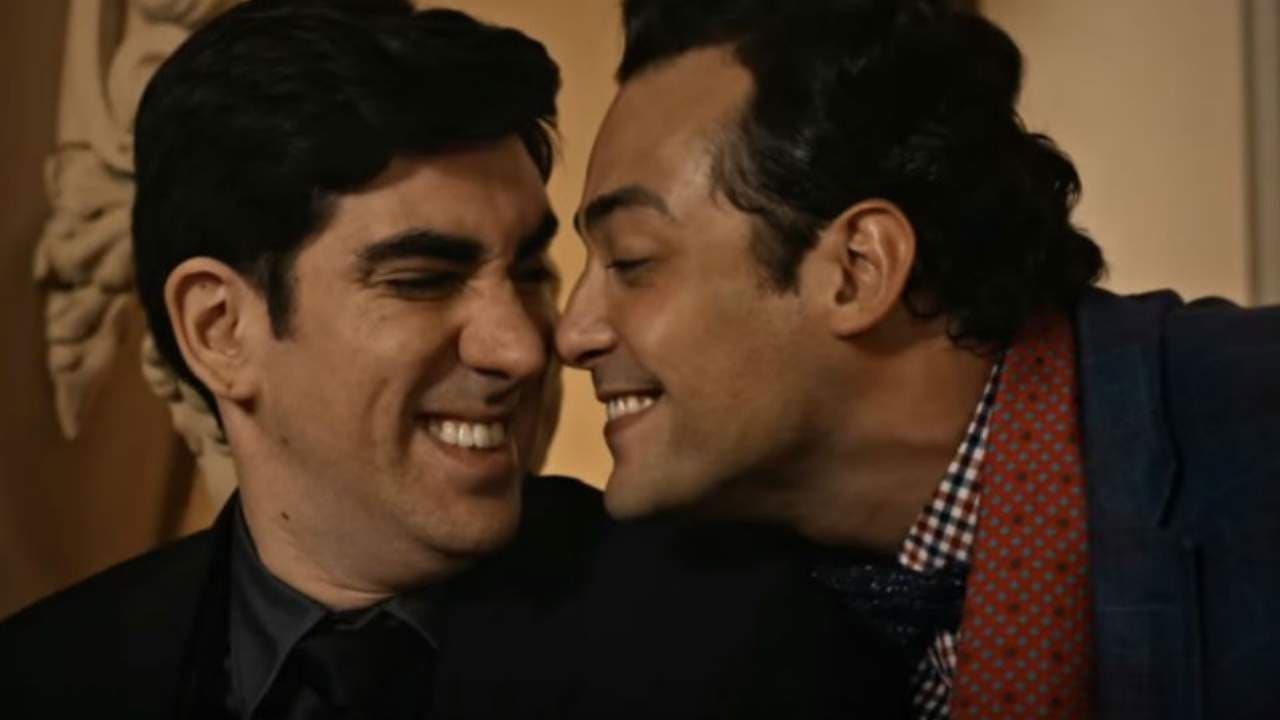 Poster backdrop for Party Crashers 2