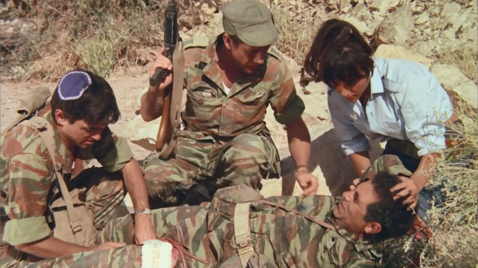 Poster backdrop for Sinai Commados