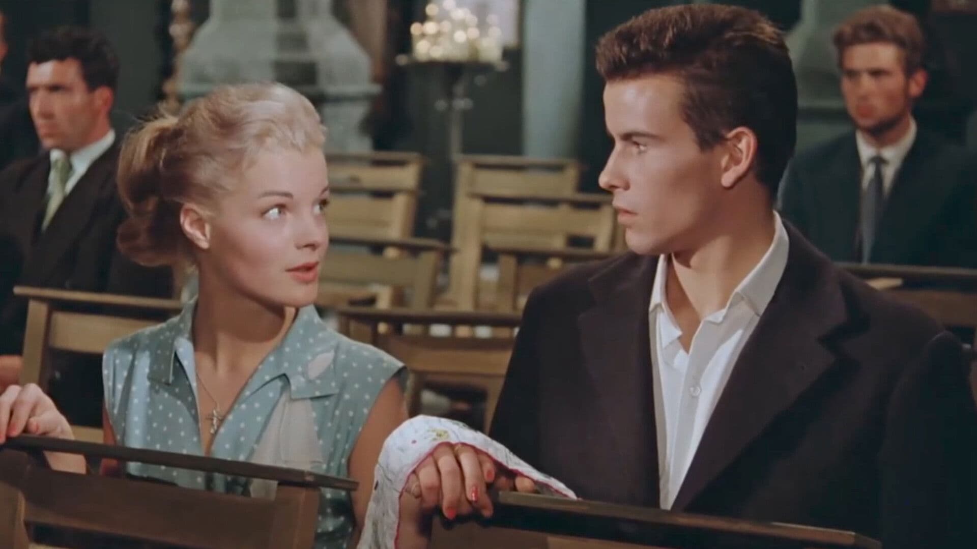 Poster backdrop for Monpti