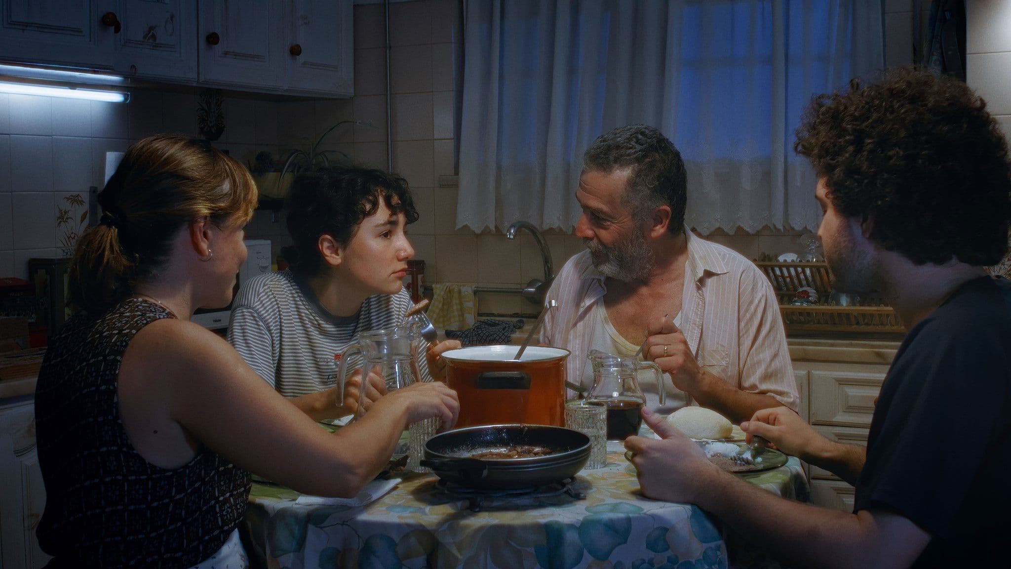 Poster backdrop for O Pomar