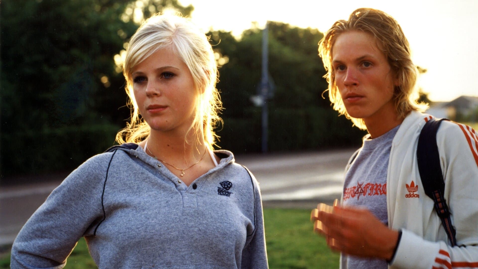 Poster backdrop for Fjorton suger